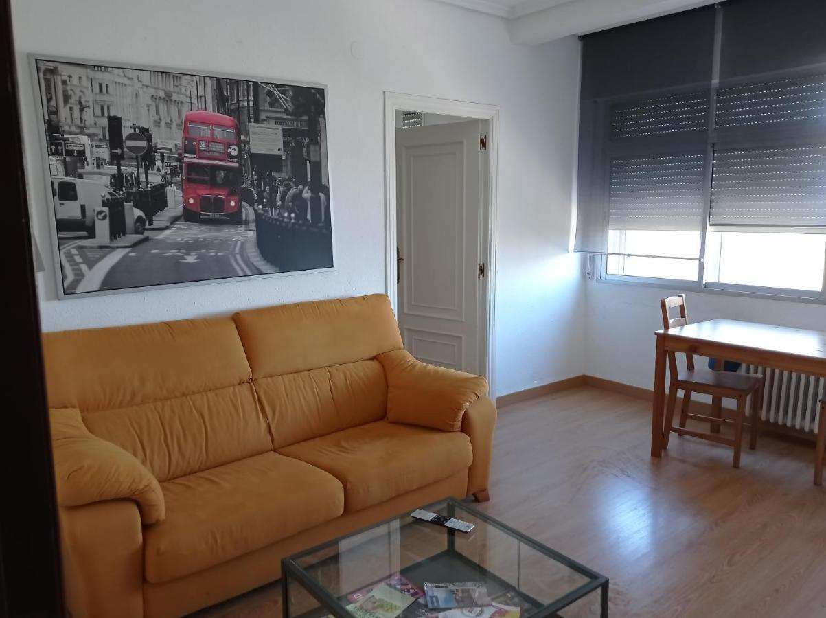 Apartamento Tisare Wifi Valladolid Kültér fotó